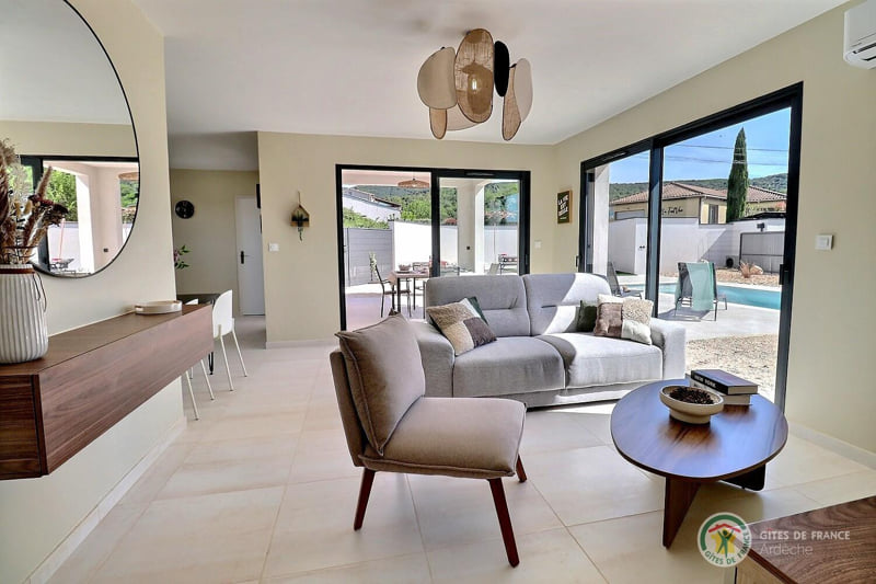 Gite-l-Ultime-Grospierres-Interieur